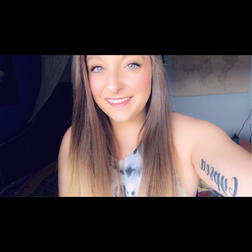 Meet your Posher, Katelynn